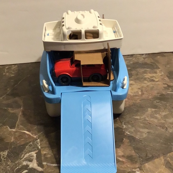 Green Toys Ferry Boat ( New in Box) - Picture 6 of 9